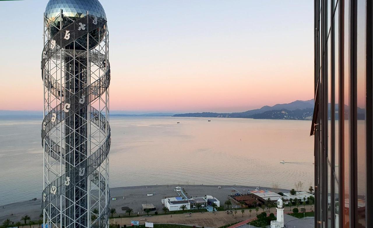 Apartamento Porta Batumi Tower Sea Breeze 2012 Exterior foto