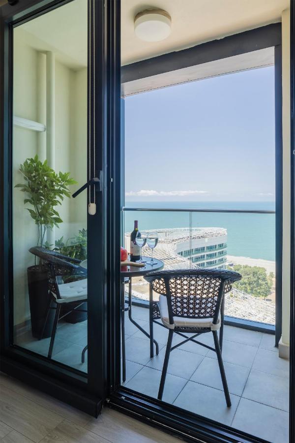 Apartamento Porta Batumi Tower Sea Breeze 2012 Exterior foto